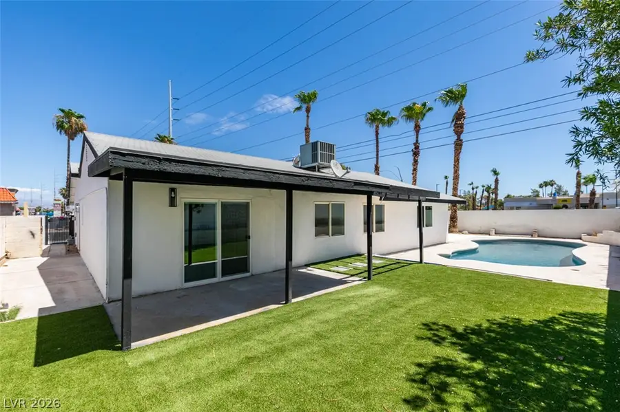 2389 E Reno Avenue, Las Vegas, NV 89119 - #3