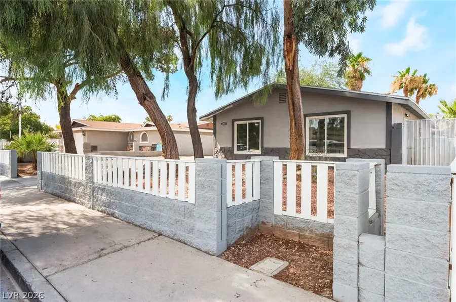 3903 Sequoia Avenue, Las Vegas, NV 89110 - #3