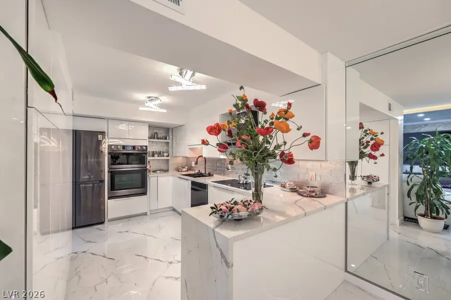 205 E Harmon Avenue #507, Las Vegas, NV 89169 - #3