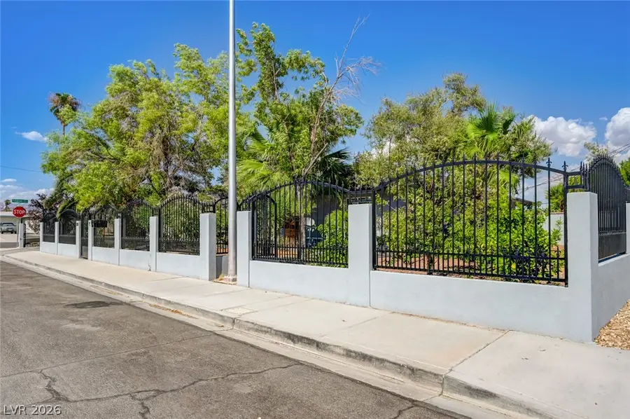 1920 Parkchester Drive, Las Vegas, NV 89108 - #3