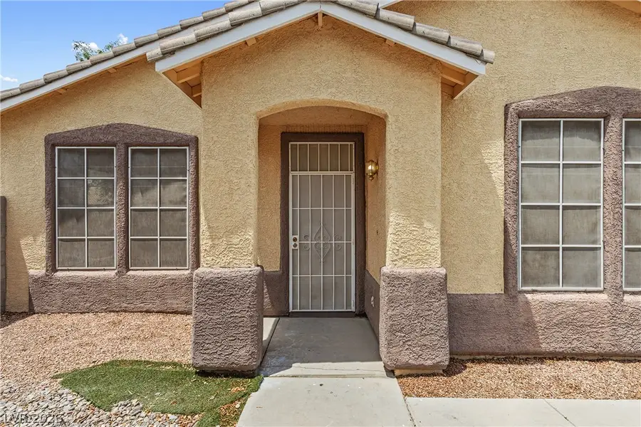 5026 Droubay Drive, Las Vegas, NV 89122 - #3