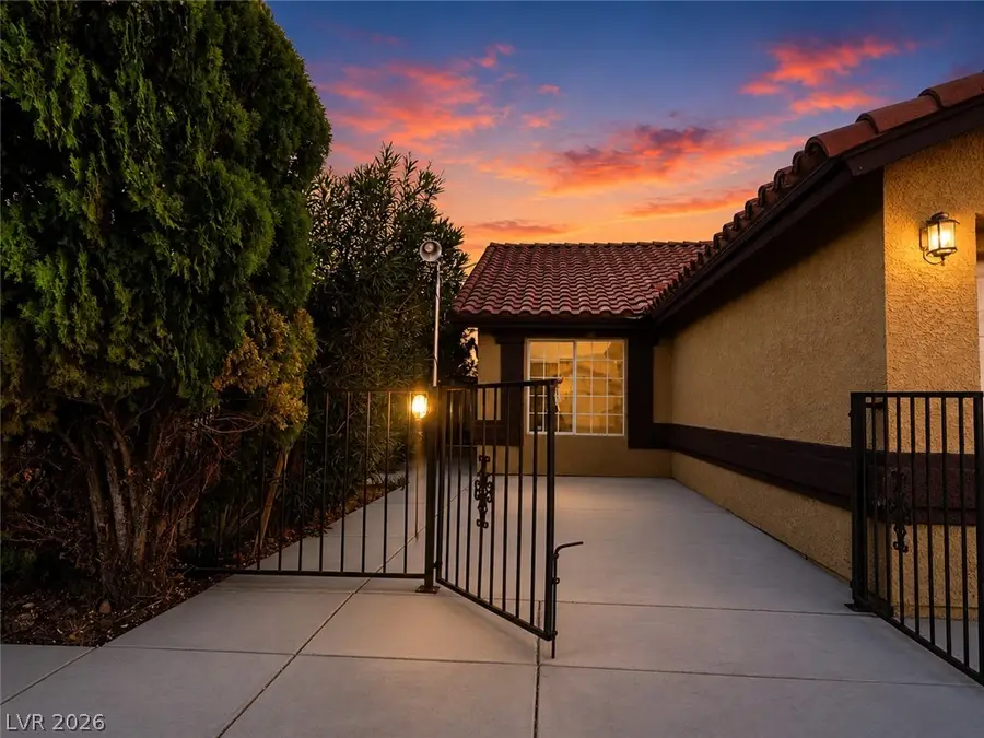 4021 Lighthouse Avenue, Las Vegas, NV 89110 - #3