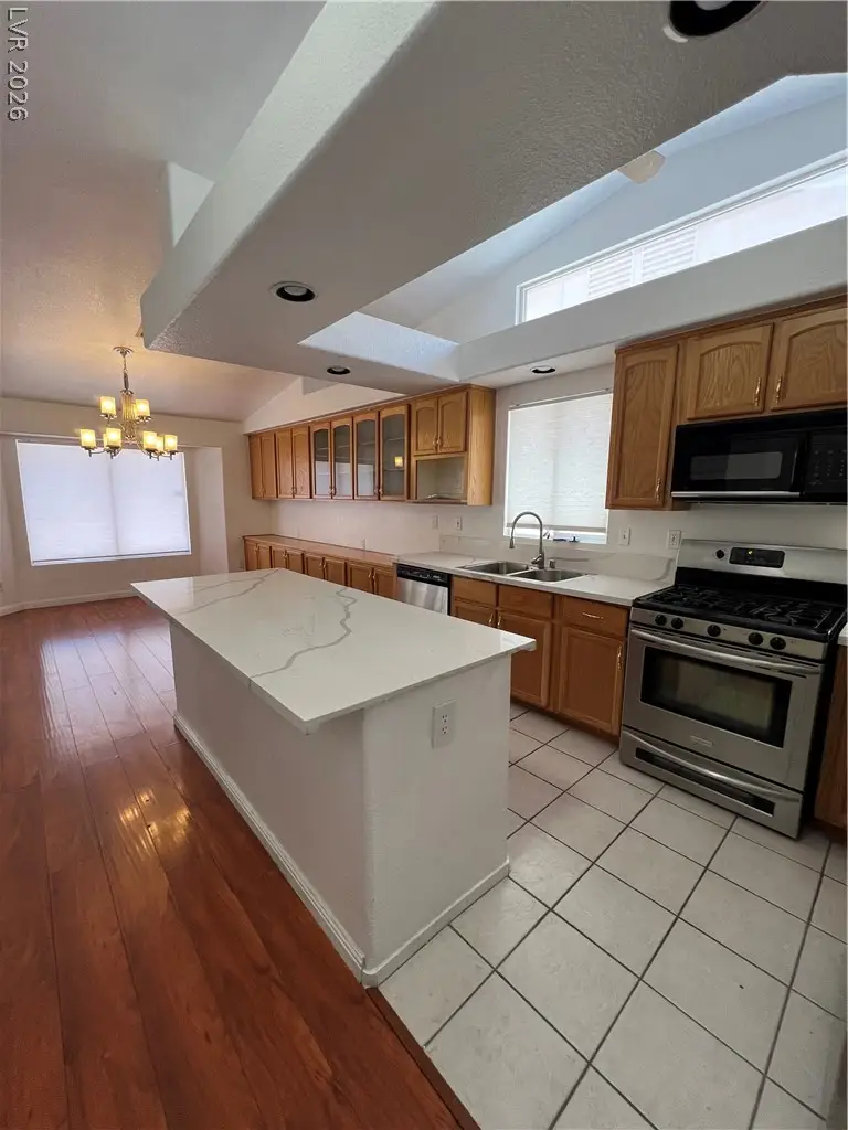 9770 Silver Dew Street, Las Vegas, NV 89183 - #3