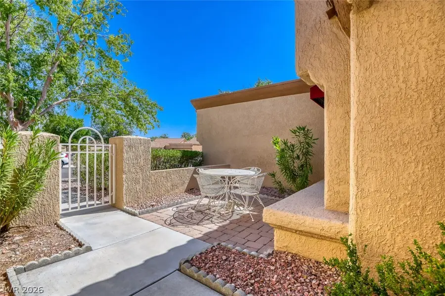 8709 Prairie Hill Drive, Las Vegas, NV 89134 - #2