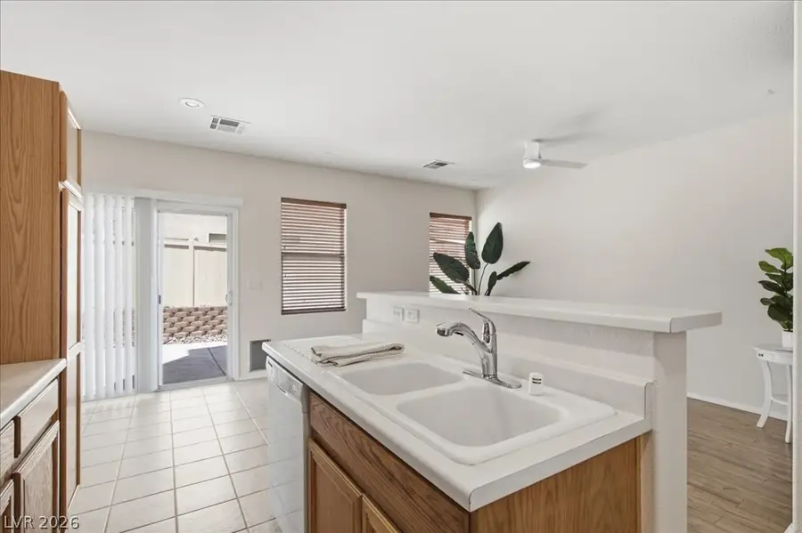 6267 Castle Kennedy Street, Henderson, NV 89011 - #3
