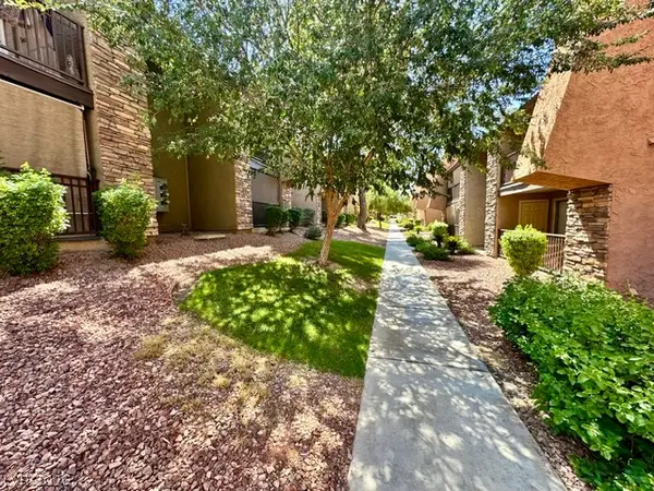 5317 Indian River Drive #297, Las Vegas, NV 89103