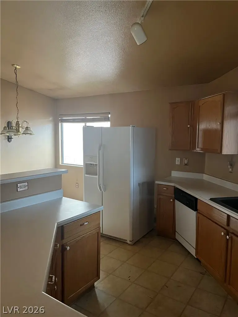 6740 Diamond Care Drive, Las Vegas, NV 89122 - #3