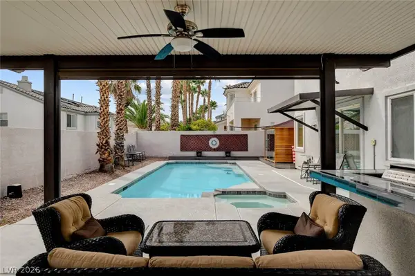 74 Tamarron Cliffs Street, Las Vegas, NV 89148