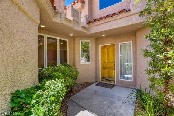 8275 Round Hills Circle, Las Vegas, NV 89113