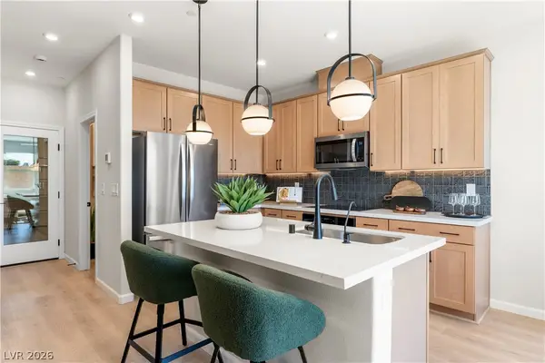 1940 Hydrangea Place, Las Vegas, NV 89106