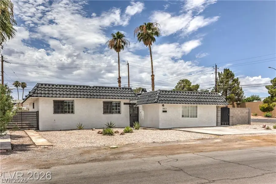 3811 Tumbleweed Avenue, Las Vegas, NV 89121 - #3