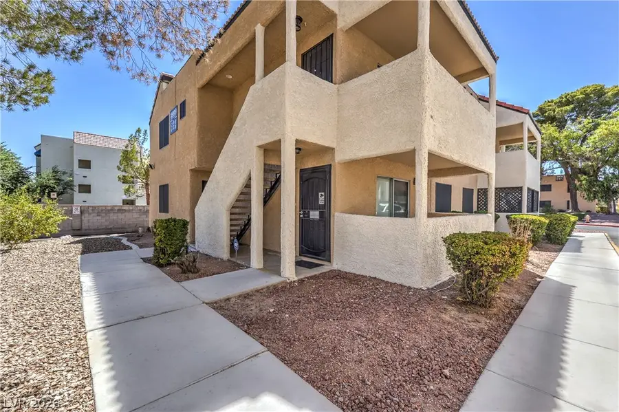 4999 Newport Cove Drive #A, Las Vegas, NV 89119 - #2