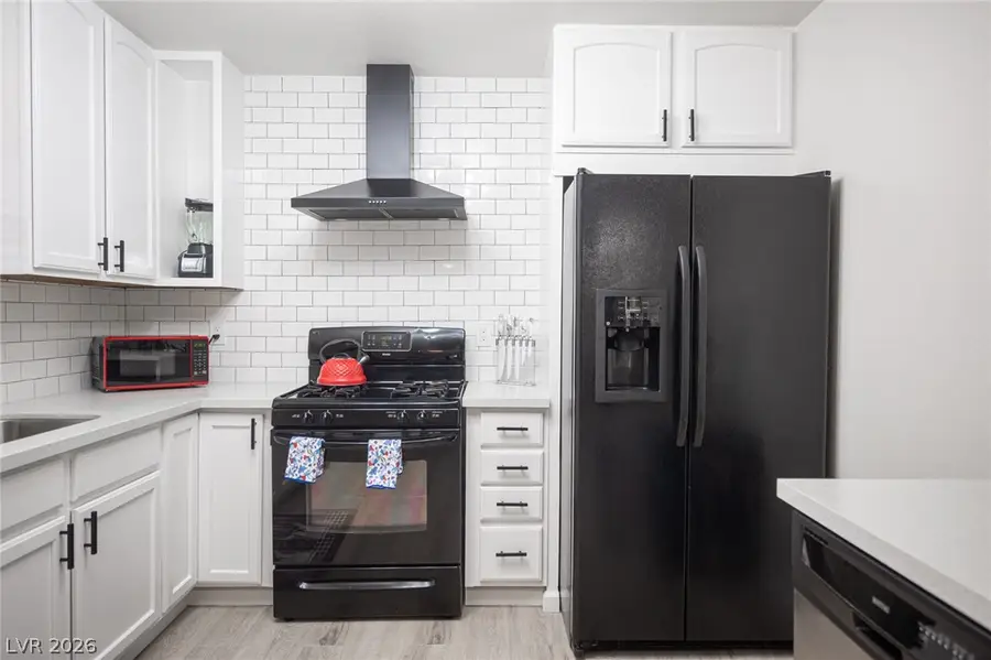 3413 W Delhi Avenue, North Las Vegas, NV 89032 - #3