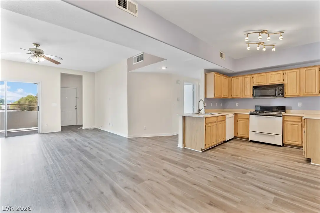 5655 E Sahara Avenue #2060, Las Vegas, NV 89142 - #1