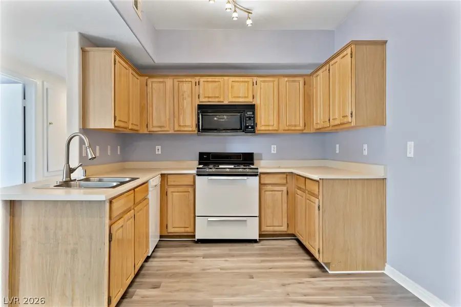 5655 E Sahara Avenue #2060, Las Vegas, NV 89142 - #3