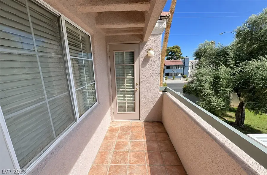 1375 E Hacienda Avenue #218, Las Vegas, NV 89119 - #2