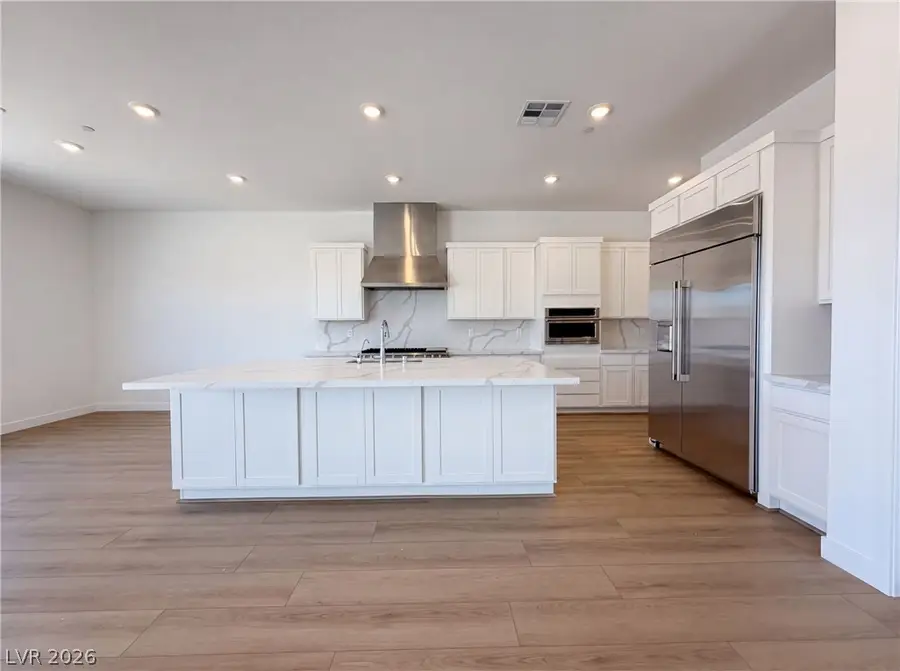 8220 Gusty Brook Street, Las Vegas, NV 89113 - #2
