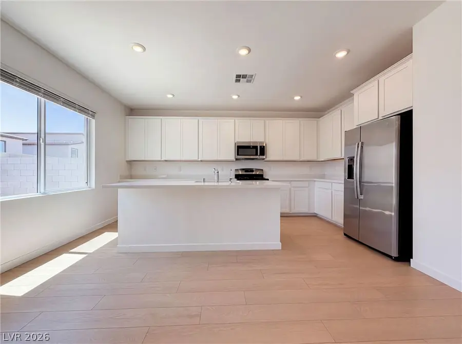 8379 Rochelle Avenue, Las Vegas, NV 89147 - #2