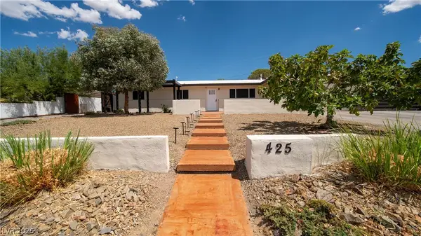 425 Blackridge Road, Henderson, NV 89015