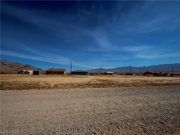 1640 W Avellaneda Street, Pahrump, NV 89060