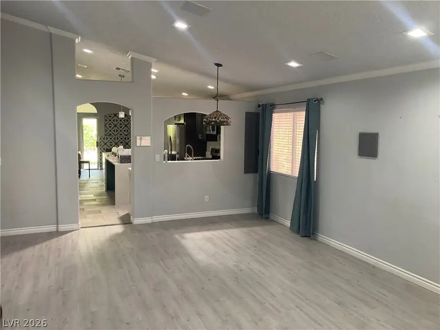 7116 Golden Desert Avenue, Las Vegas, NV 89129 - #2