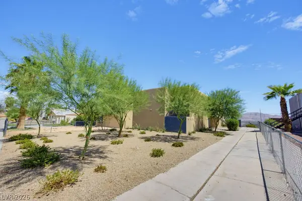 716 N 11th Street, Las Vegas, NV 89101