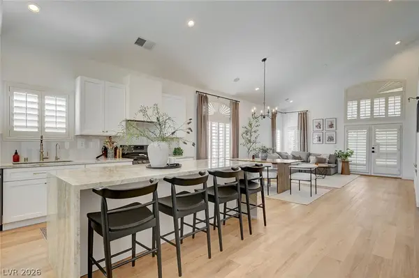 332 Jolly January Avenue, Las Vegas, NV 89183