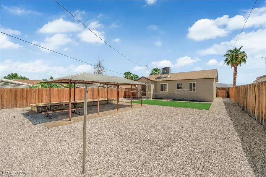 433 N 10th Street, Las Vegas, NV 89101 - #2