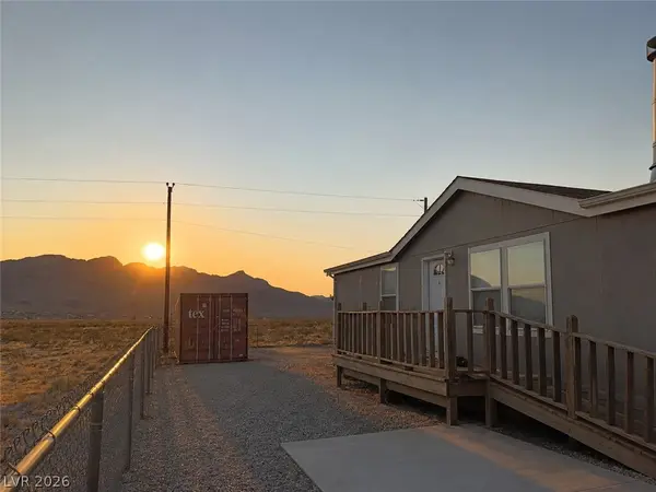 6440 N Park Retiro, Pahrump, NV 89060