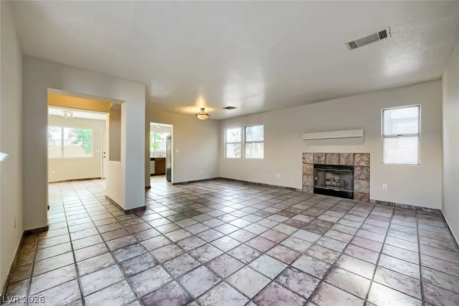 9304 Chilly Pond Avenue, Las Vegas, NV 89129 - #3