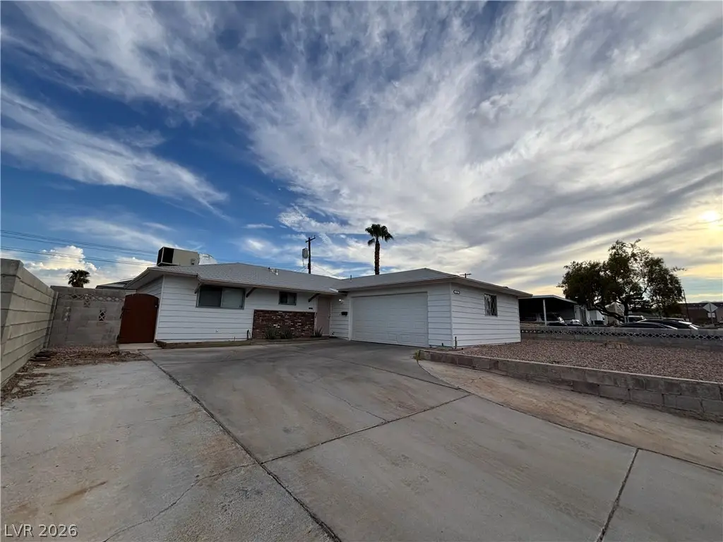 6325 Elton Avenue, Las Vegas, NV 89107 - #1