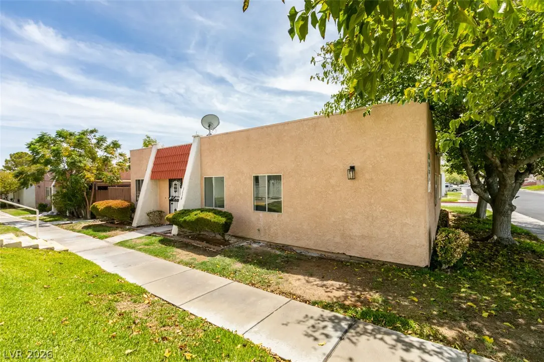 3638 Villa Knolls East Drive, Las Vegas, NV 89120 - #1