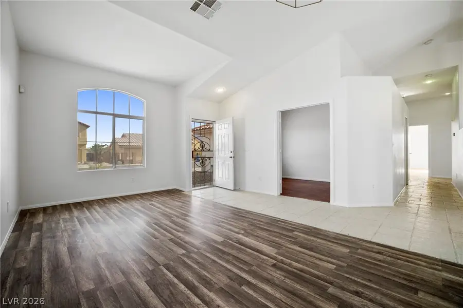 6525 Begonia Bay Avenue, Las Vegas, NV 89142 - #3