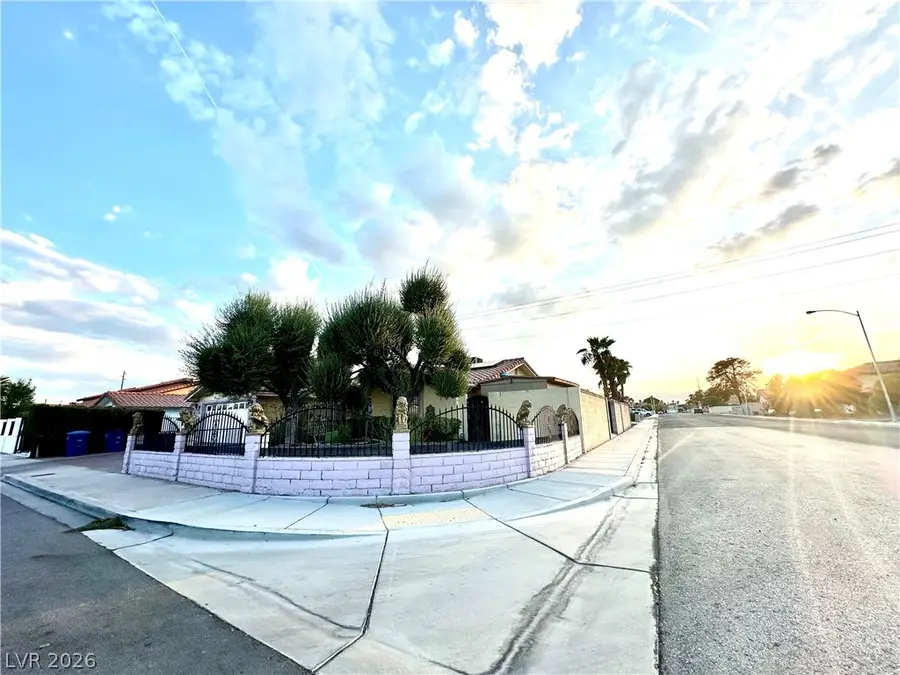 3811 Leisure Lane, Las Vegas, NV 89103 - #3