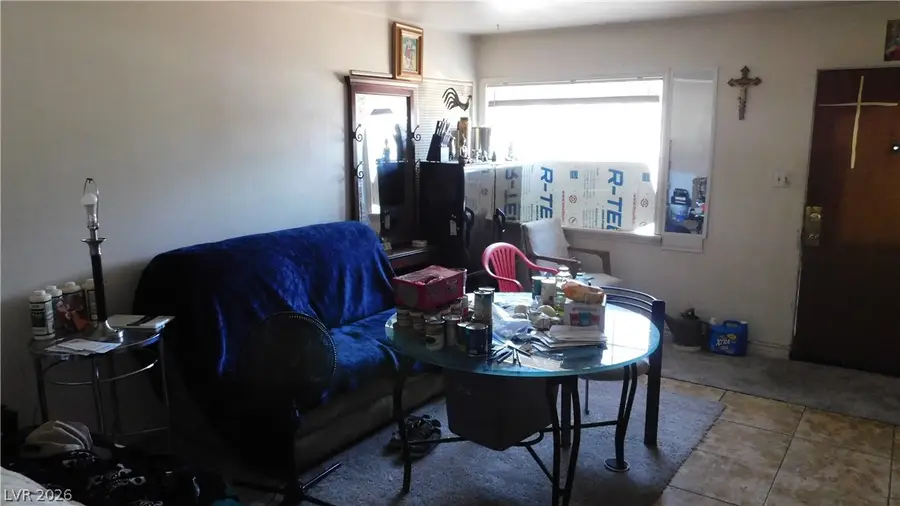 4316 Las Lomas Avenue, Las Vegas, NV 89102 - #3