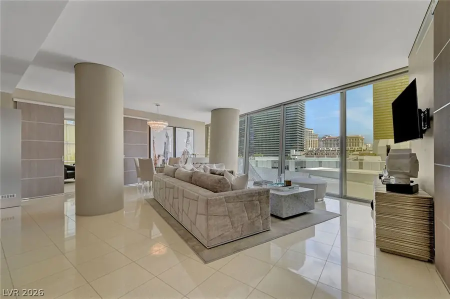 3722 S Las Vegas Boulevard #807, Las Vegas, NV 89158 - #3