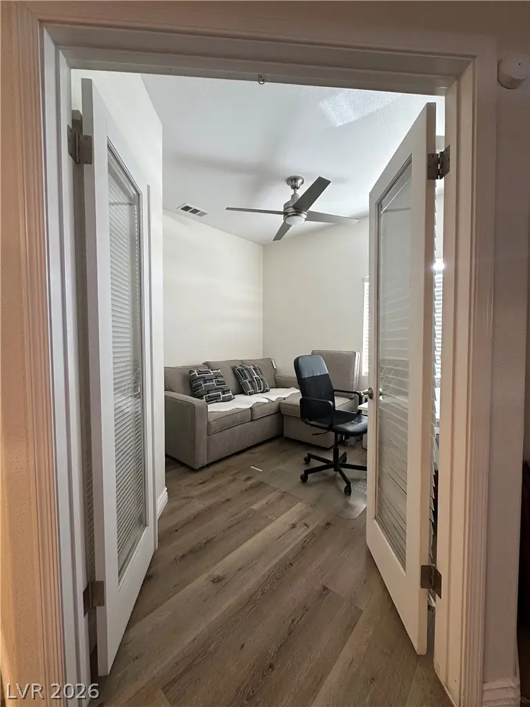 5415 W Harmon Avenue #1056, Las Vegas, NV 89103 - #3