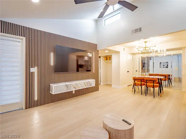 1701 E Katie Avenue #72, Las Vegas, NV 89119