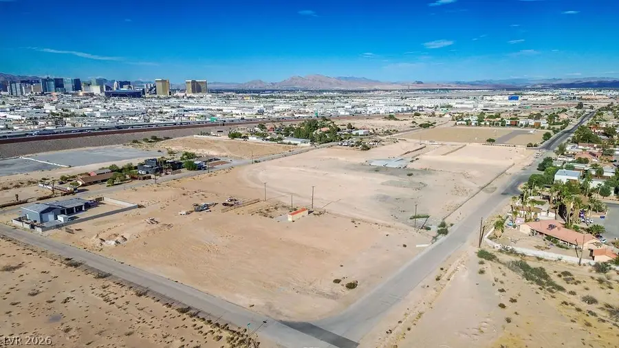 Pamalyn, Las Vegas, NV 89118 - #2