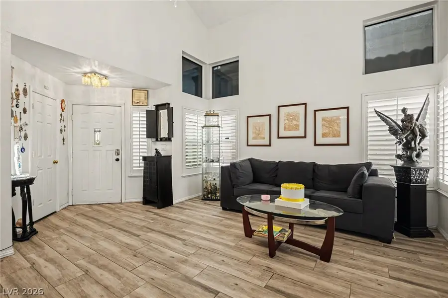 9824 Cactus View Avenue, Las Vegas, NV 89117 - #2