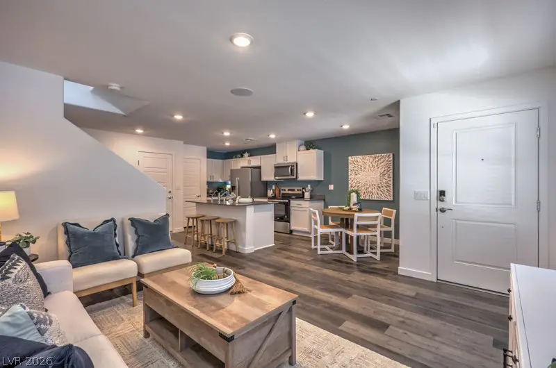 998 Desert Spruce Street, Las Vegas, NV 89107 - #3