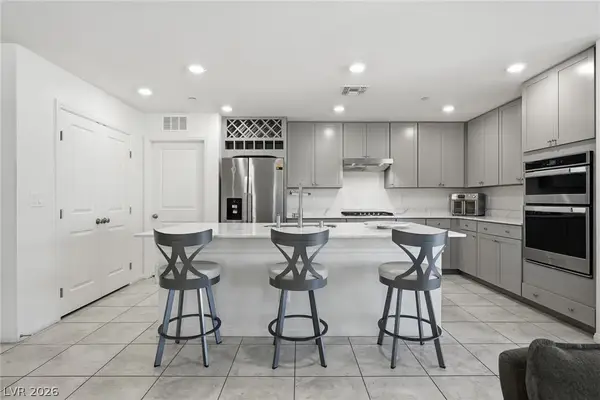 8370 Vinamala Avenue, Las Vegas, NV 89149