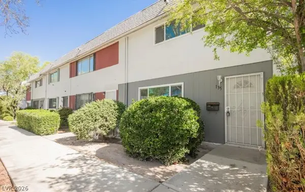 135 Greenbriar Townhouse Way, Las Vegas, NV 89121