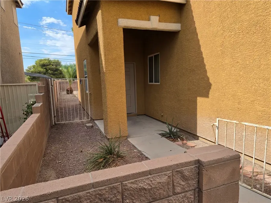 5063 El Castano Avenue, Las Vegas, NV 89108 - #3