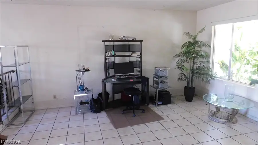 6600 Pickford Lane, Las Vegas, NV 89107 - #3
