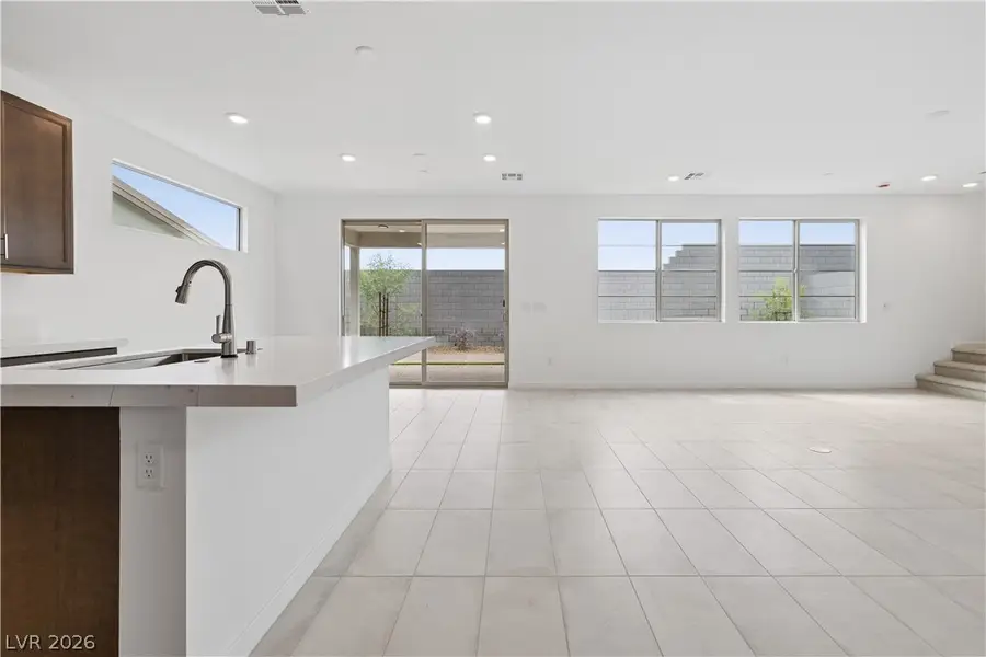10457 Mountain Aster Avenue, Las Vegas, NV 89166 - #3