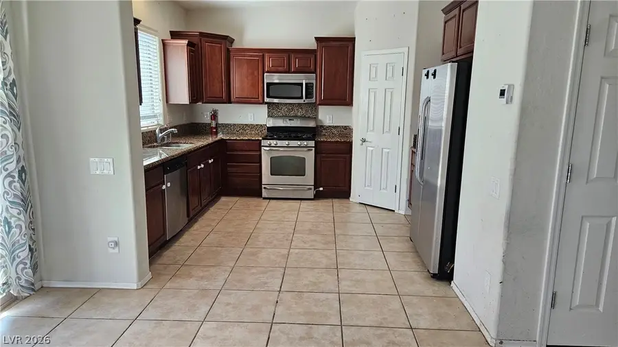 6868 Pipil Street, Las Vegas, NV 89166 - #3