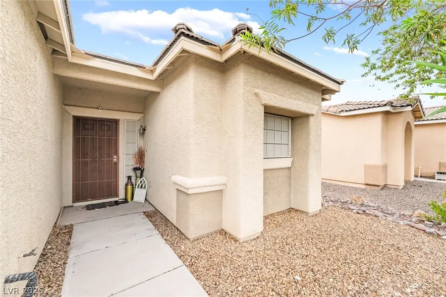 5113 Mambo Vista Avenue, Las Vegas, NV 89108 - #3