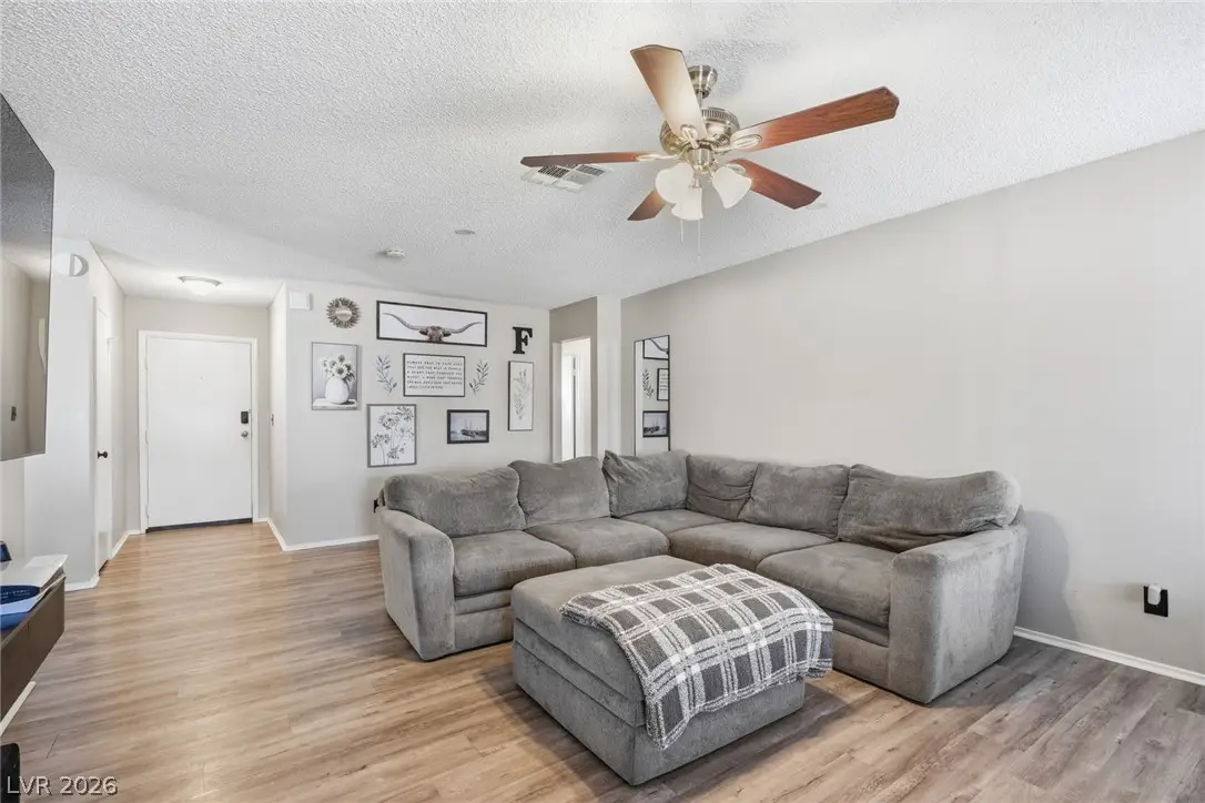 516 N Summit Drive, Henderson, NV 89002 - #1