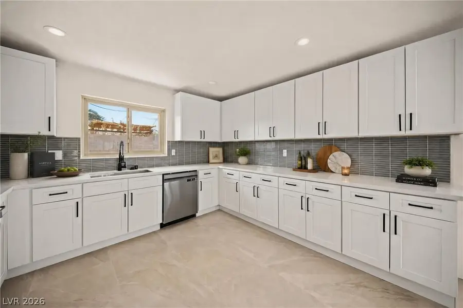4378 Swandale Avenue, Las Vegas, NV 89121 - #2